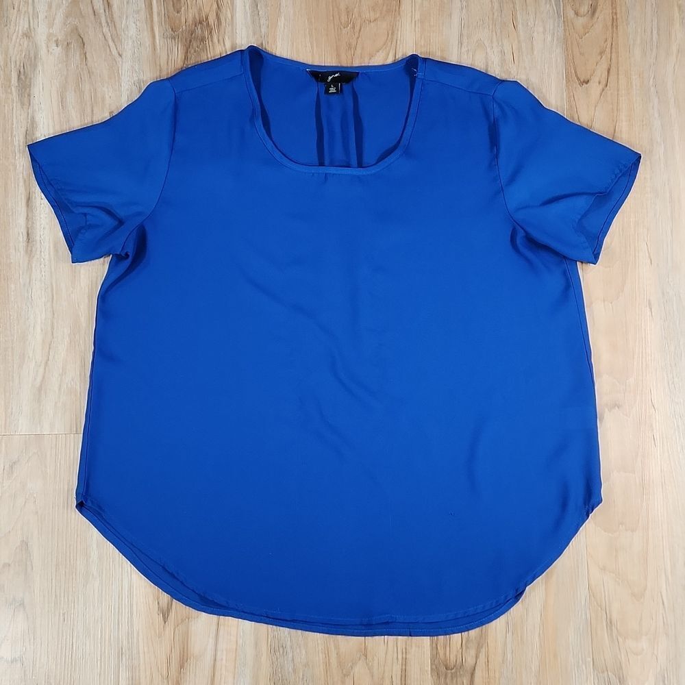 🐞GNW Blue Lightweight Scoop Neck Short Sleeve Top Large
